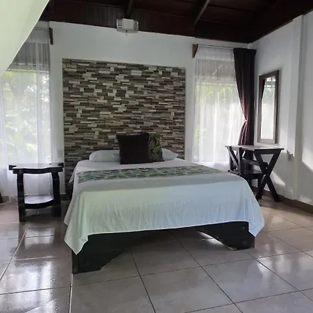 Hotel Catarata Río Celeste Bijagua Exterior foto