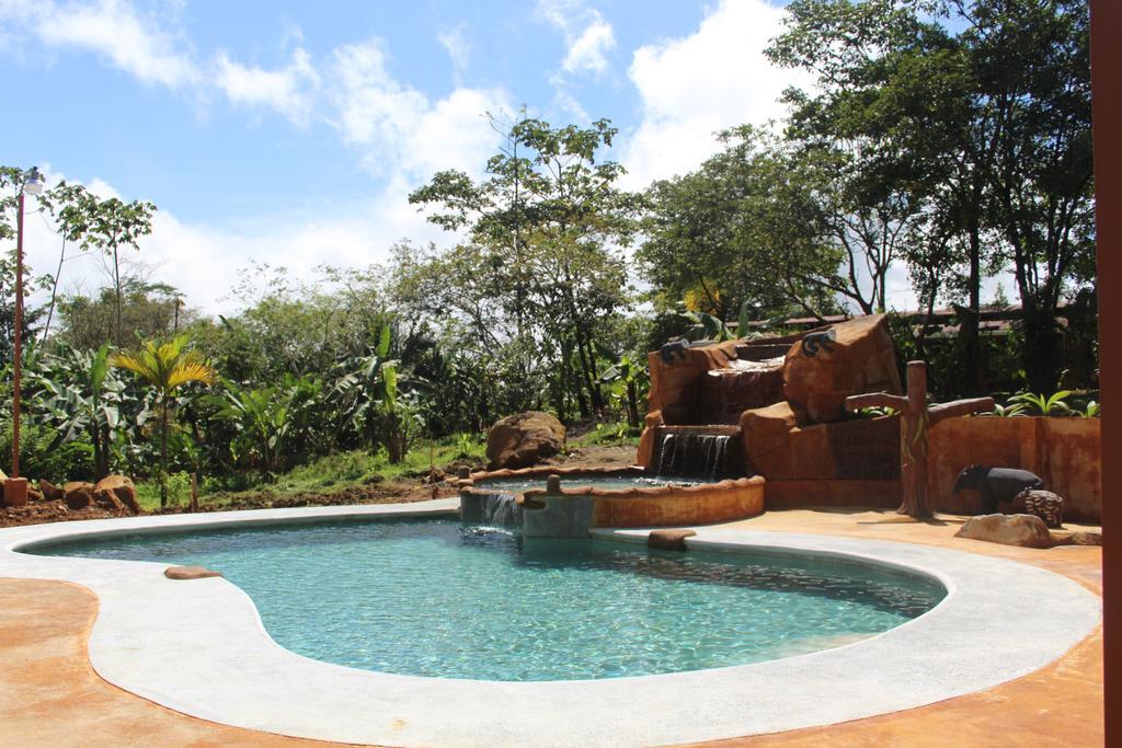 Catarata Río Celeste Hotel