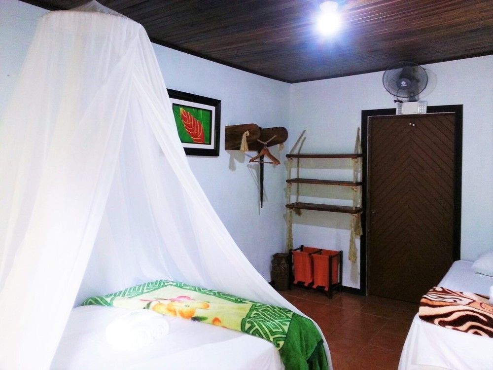 Hotel Catarata Río Celeste 3*