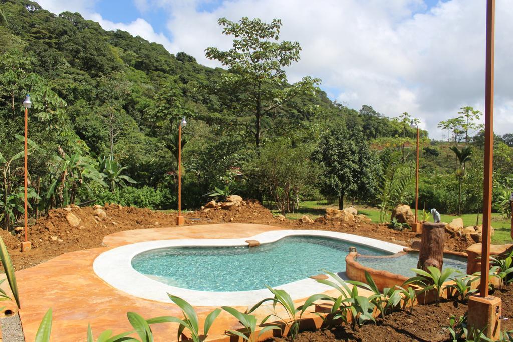 Hotel Catarata Río Celeste 3*