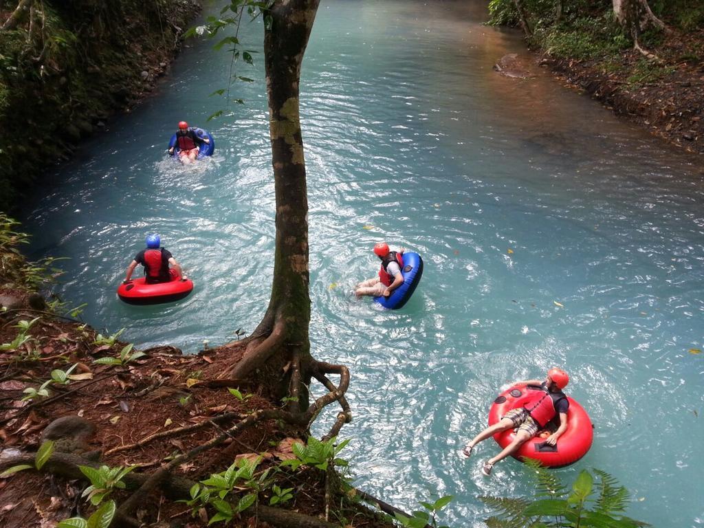 Catarata Río Celeste 3*